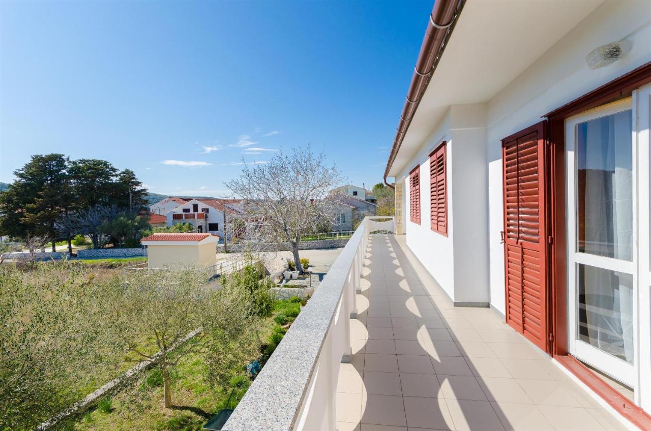 Apartments Vesna Кампор Экстерьер фото